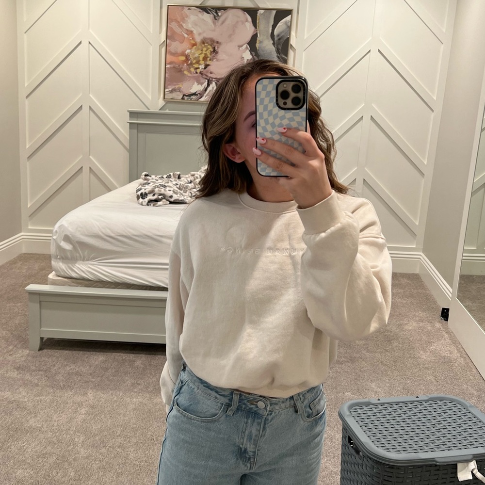 Cream crewneck